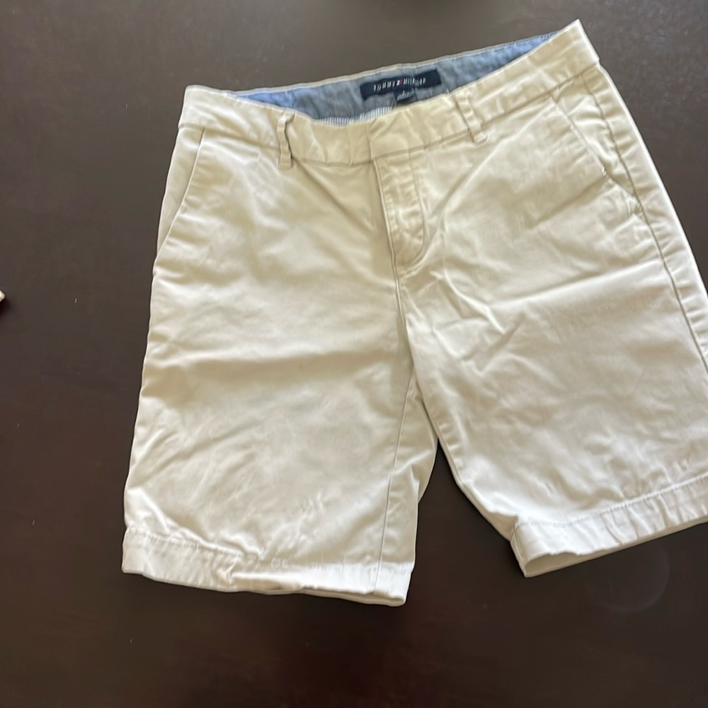 Tommy Hilfiger women’s shorts size 2